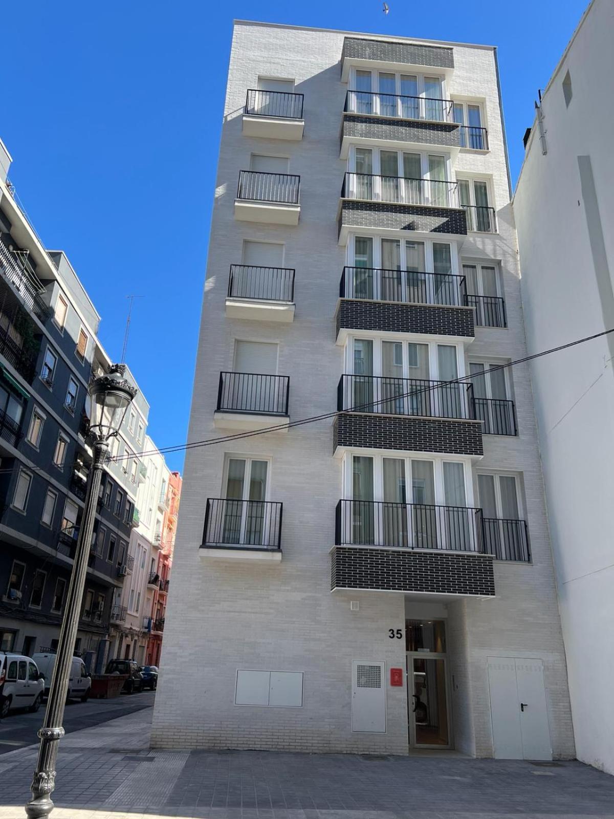 Imperial Apartamentos Valencia Exterior photo